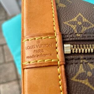 Louis Vuitton Textured Fabric in Rich Brown Alma Style 100% Authentic
